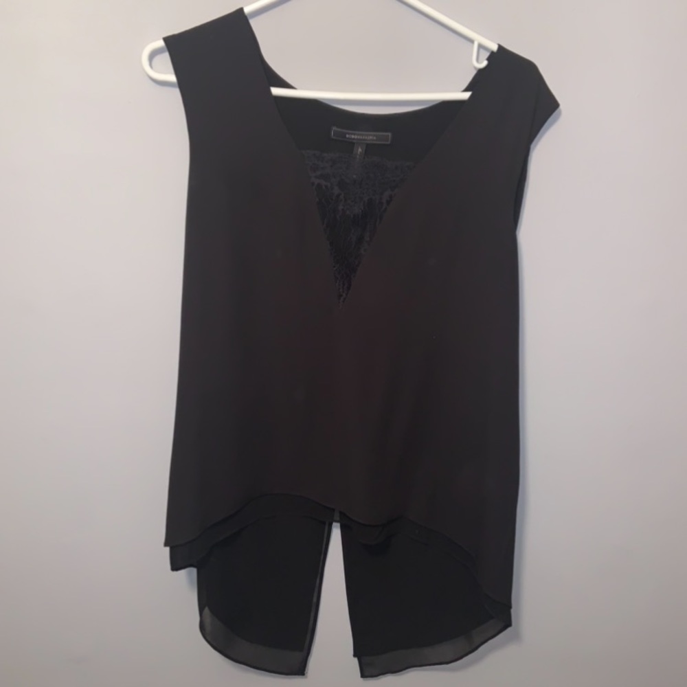 BCBG MAX AZRIA TANK TOP W/ LACE DÉTAIL